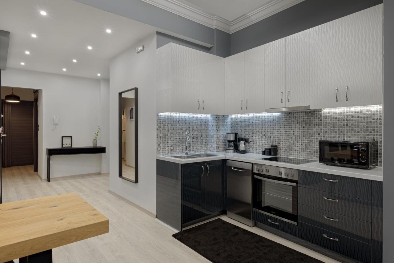 Acropolis Deluxe Apartment Афины Экстерьер фото